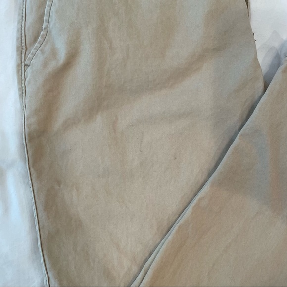 Aeropostale Khaki Pants - Picture 2 of 8